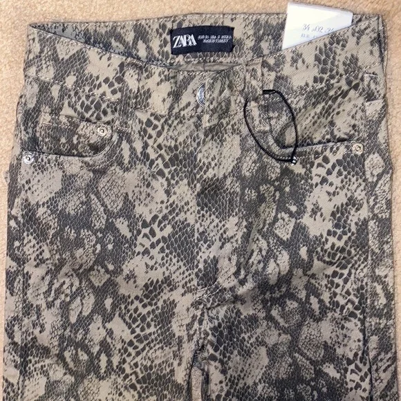 ZARA | Snake Print High Rise Skinny Jean - Picture 6 of 12